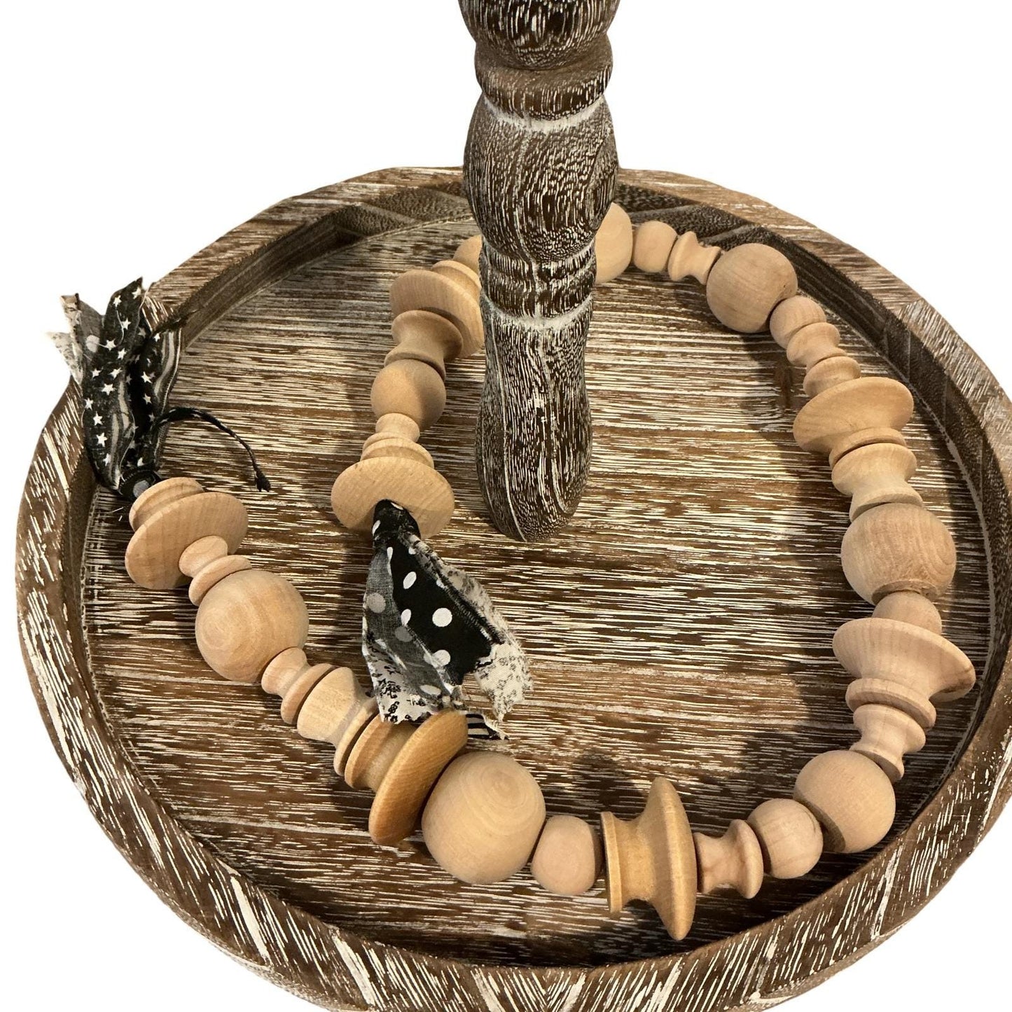 Buffalo Plaid Gnome & Farmhouse Decor Set With Beaded Garland & Fabric Balls