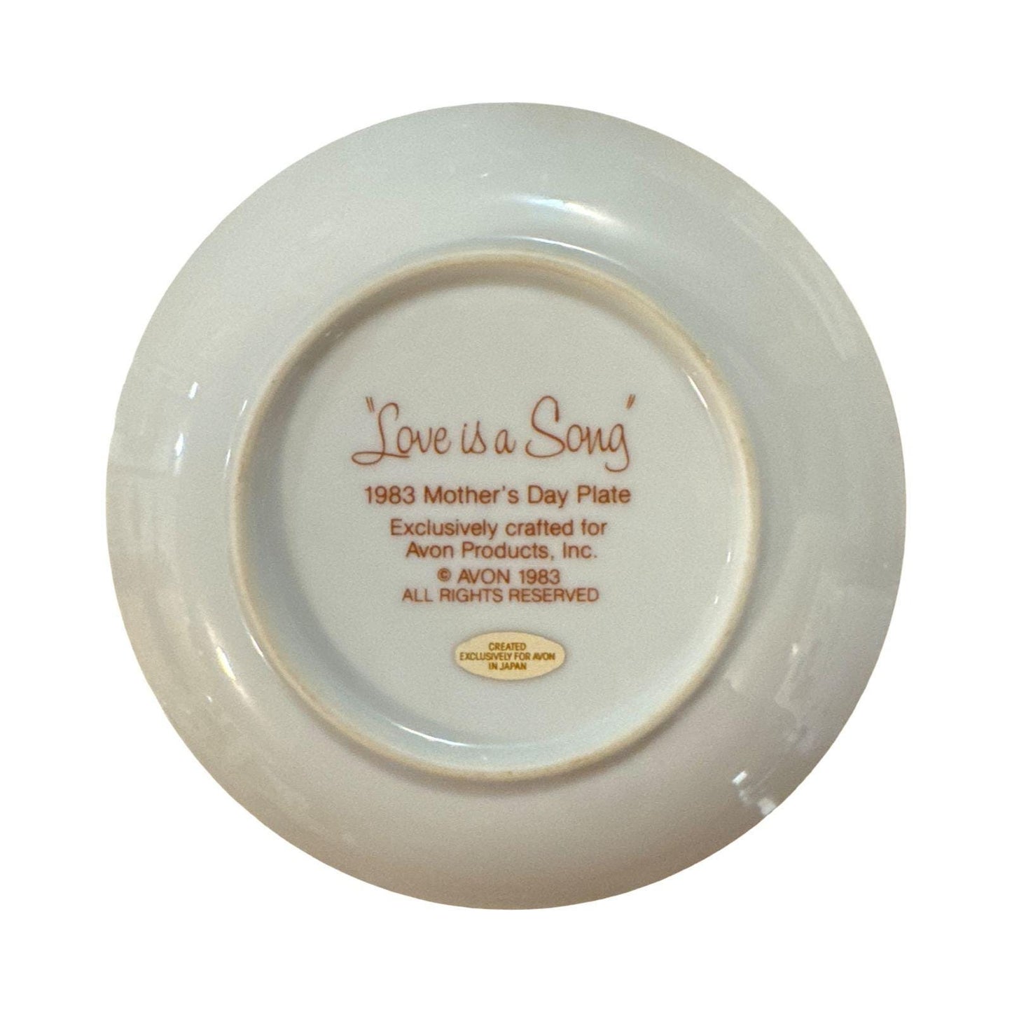 1983 Avon Mothers Day Plate "Love Is A Song For Mother" Collector Plate