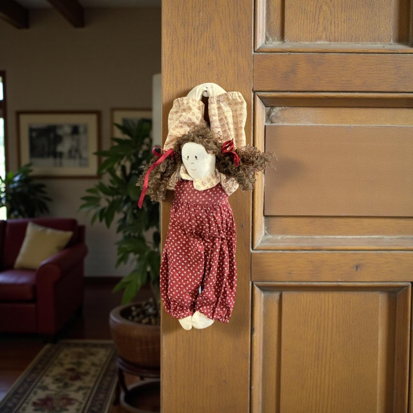 House Of Lloyd 1993 Upsy Daisy Door Knobber Vintage Cloth Rag Doll 16" Burgundy & Cream