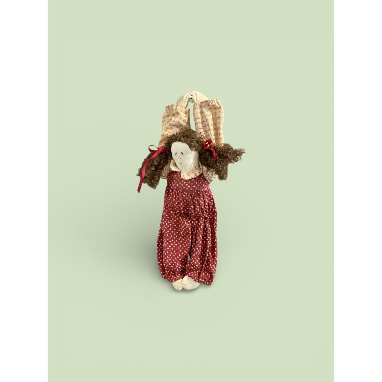 House Of Lloyd 1993 Upsy Daisy Door Knobber Vintage Cloth Rag Doll 16" Burgundy & Cream